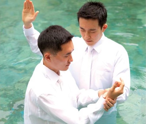 men_baptism_ordinance_covenant_korea